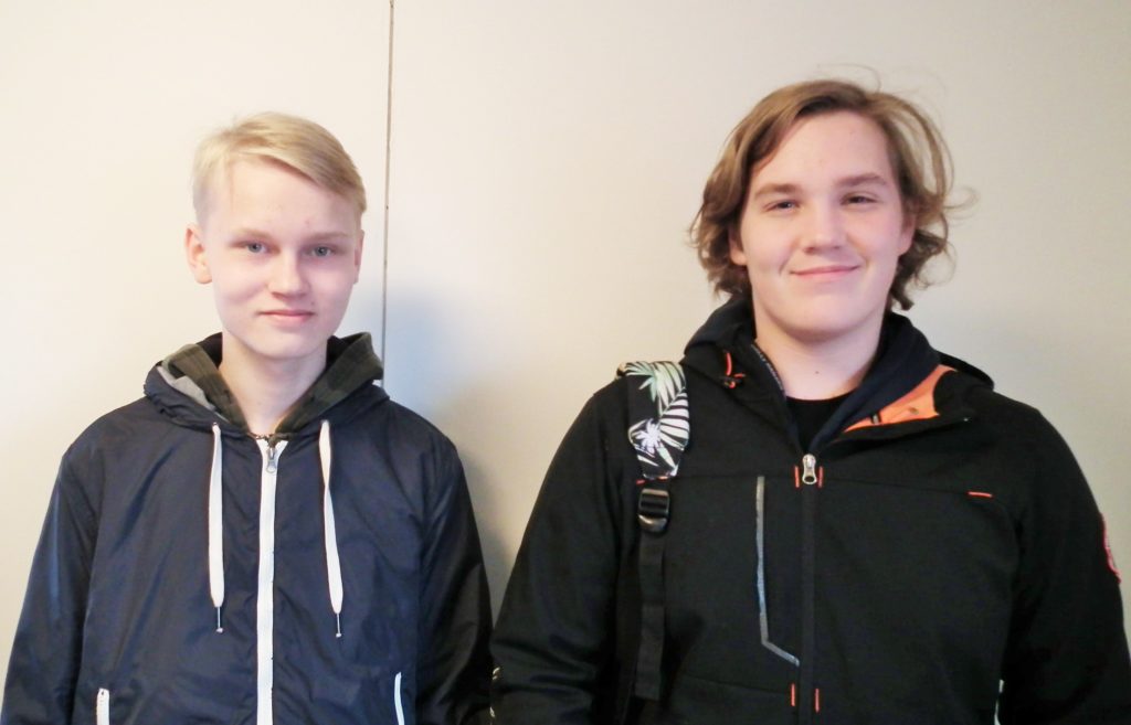 Tutustu ja tienaa -työntekijät